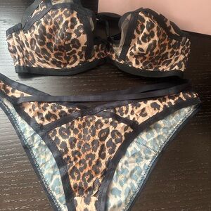 Agent Provocateur Leopard Print Bikini Set sexy!